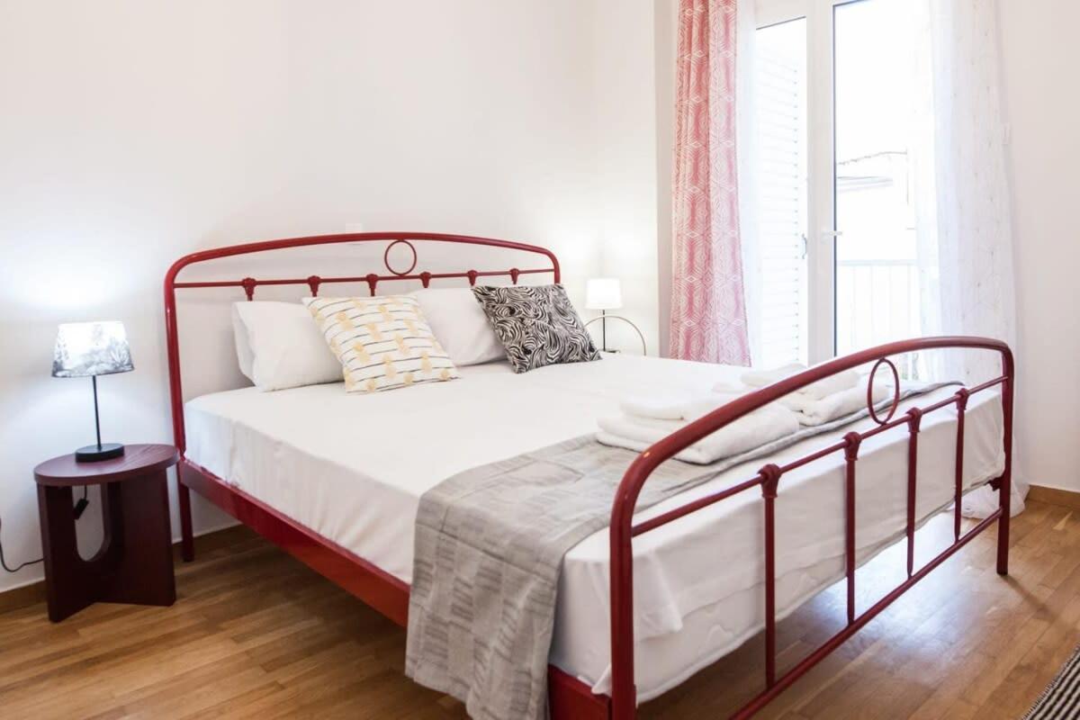 Contemporary Stylish Apartment Located Near Metaxourgeio Area Athene Buitenkant foto