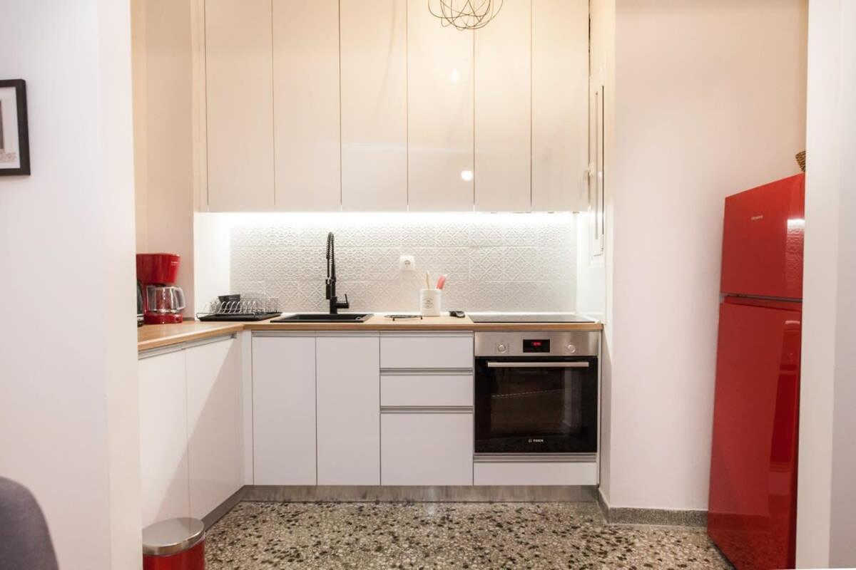 Contemporary Stylish Apartment Located Near Metaxourgeio Area Athene Buitenkant foto