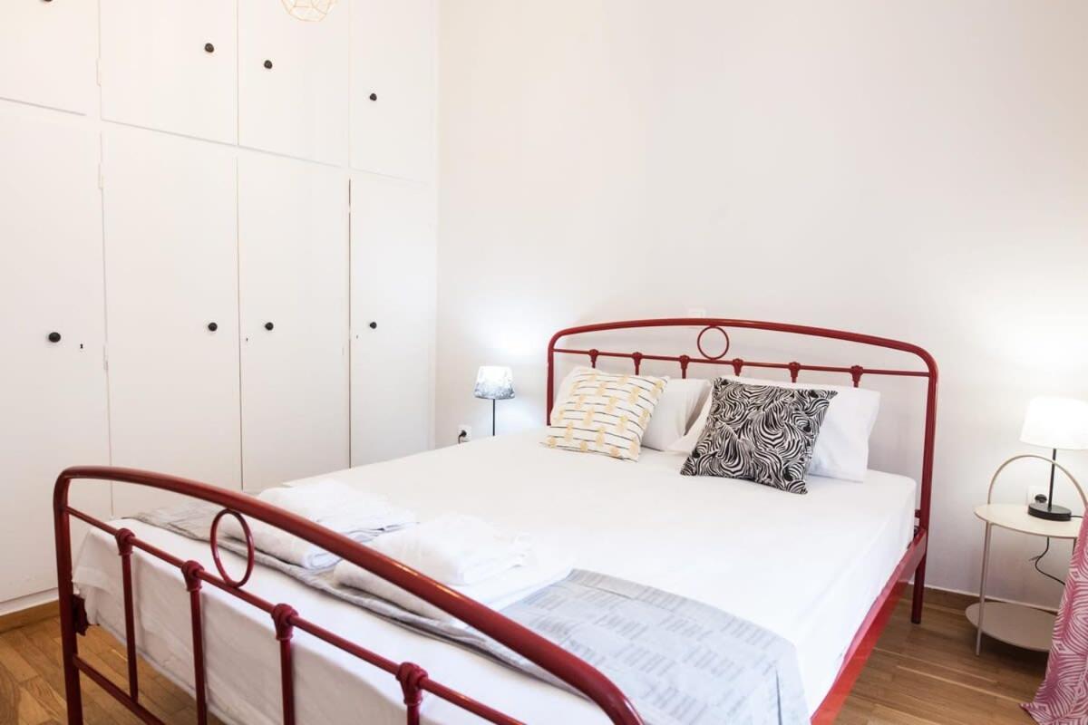 Contemporary Stylish Apartment Located Near Metaxourgeio Area Athene Buitenkant foto