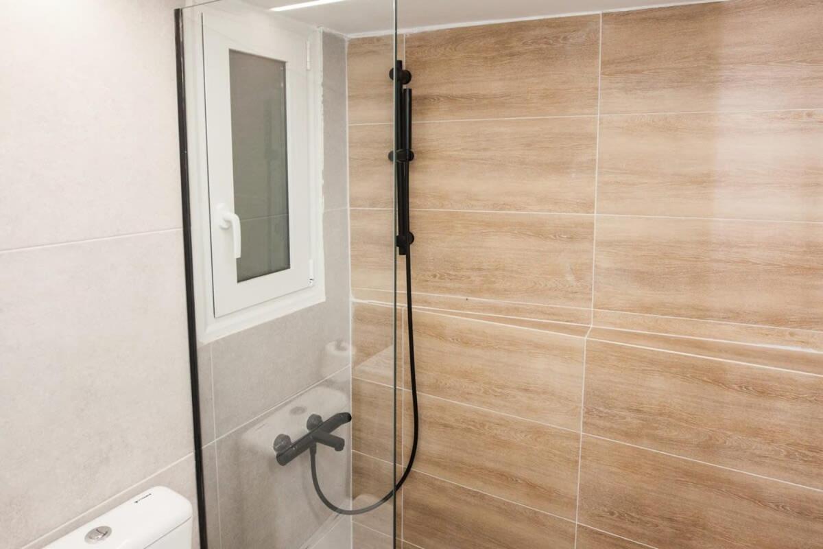 Contemporary Stylish Apartment Located Near Metaxourgeio Area Athene Buitenkant foto